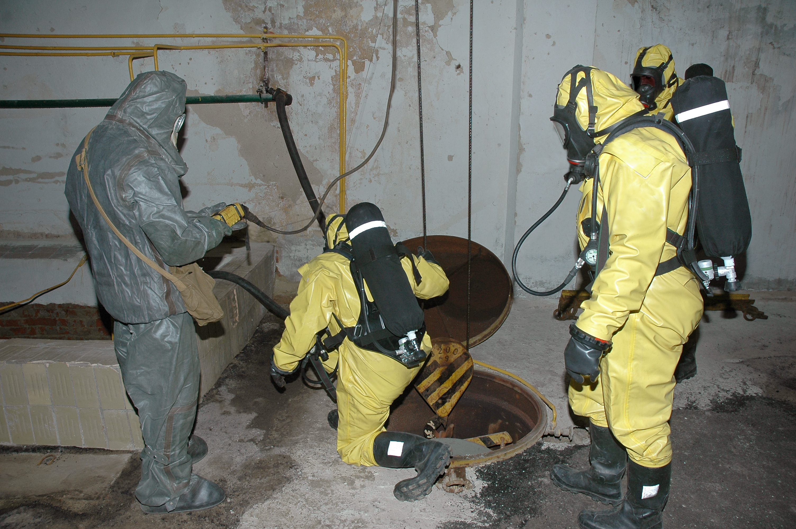 PUASAR025 confined space rescue